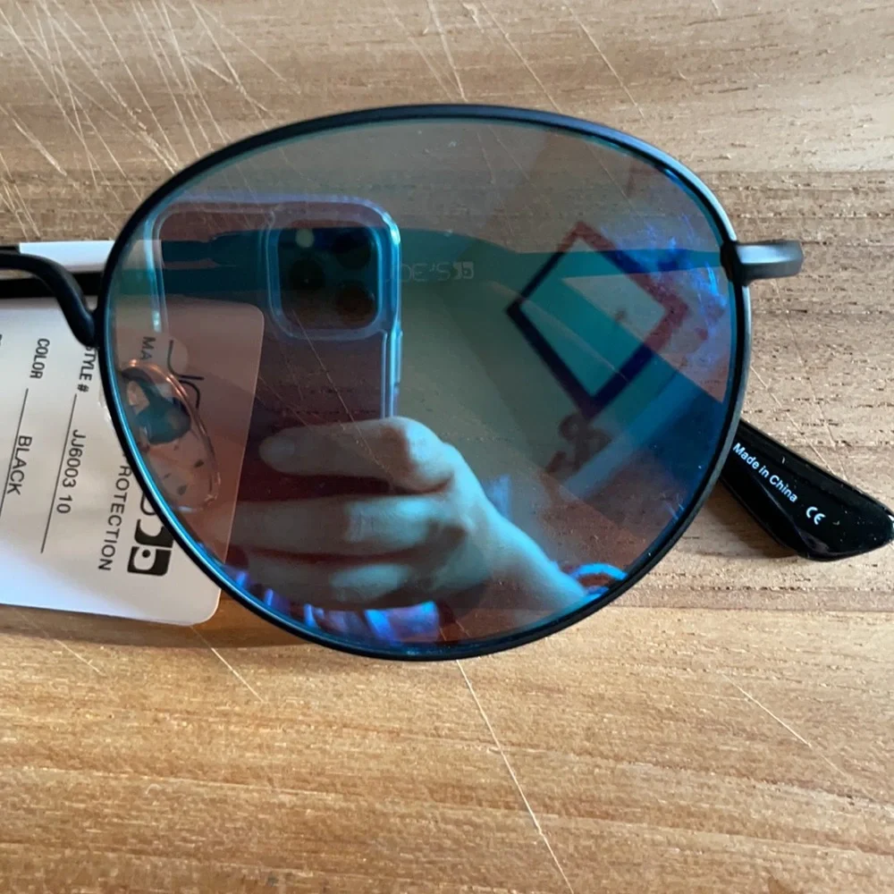 Joe’s Jeans Aviator Sunglasses Max UV Protection Blue Tint Lens